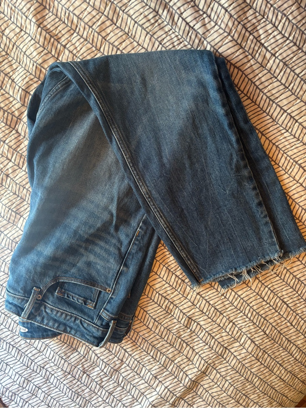 Old Navy women Slim Straight Blue Jeans